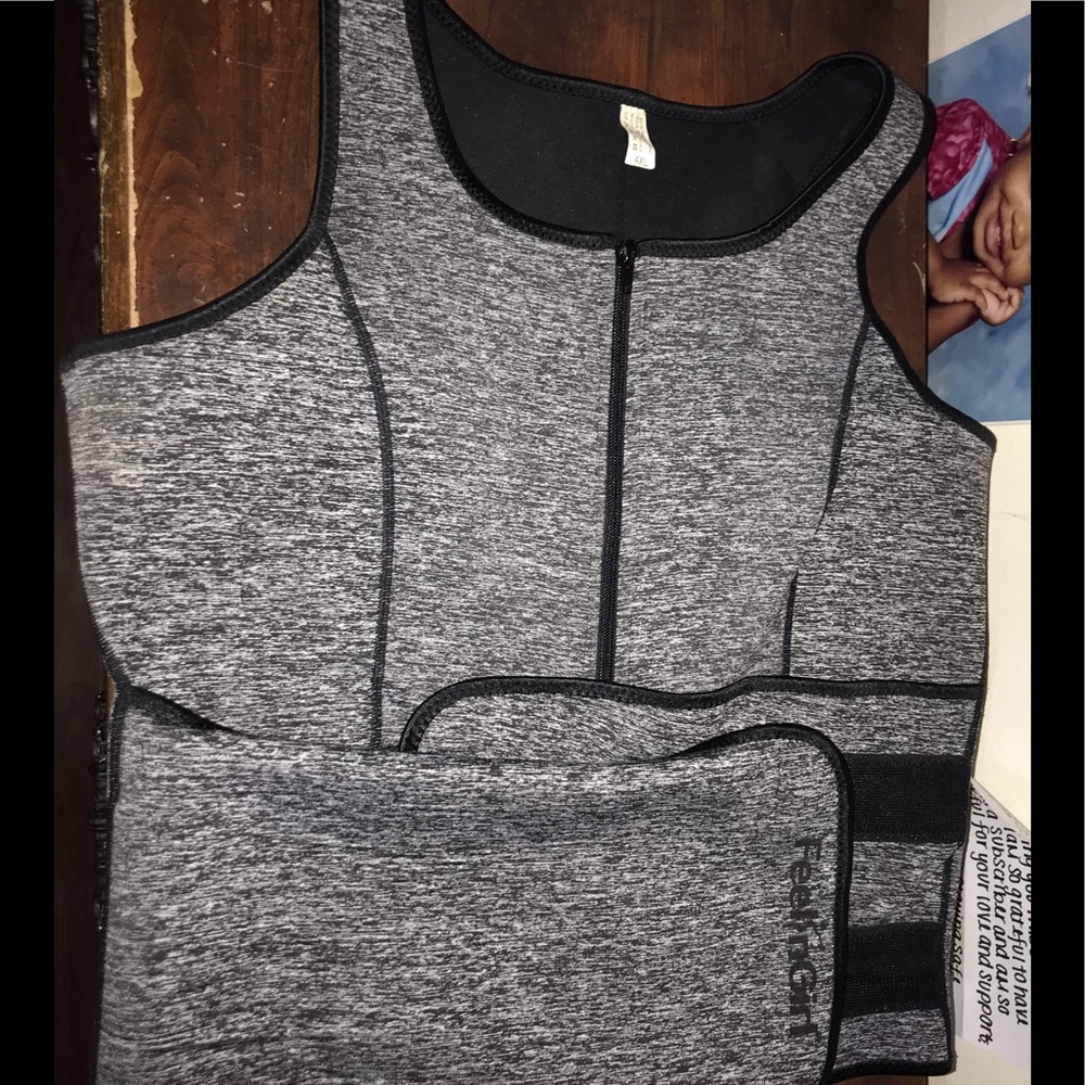COPY - 4X workout sweat top